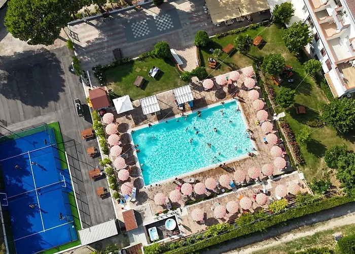 Hotel Jacuzzi: Pineto Resort